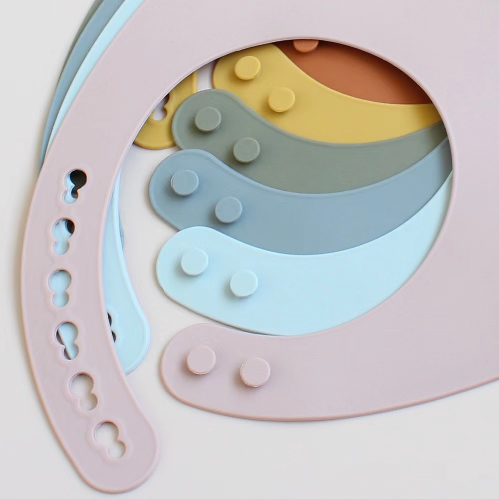 Bavaglino in silicone per bamb - Baby Food Eating recensione e prezzo